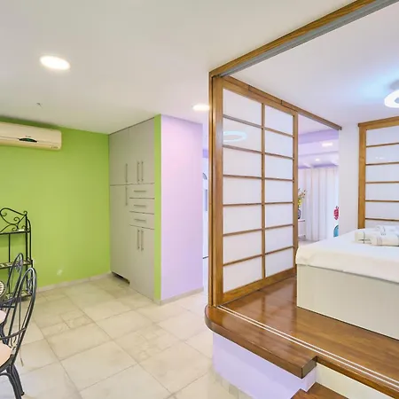 Sunshine Apartment *